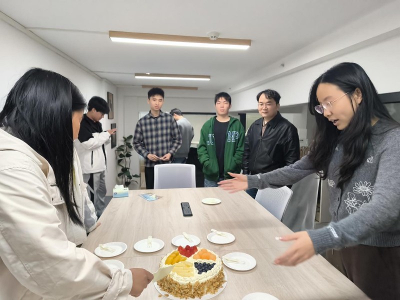 东裕三月杂志